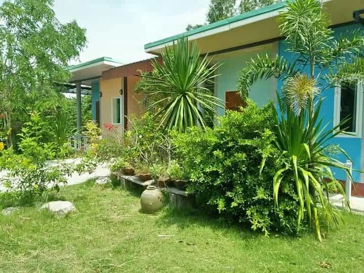 Garden Bungalow
